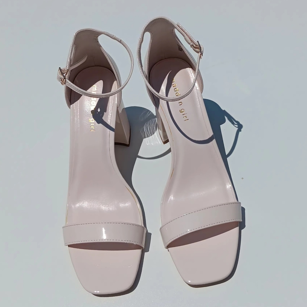 MADDEN GIRL  Women's Star  Dress Sandals Size 11M